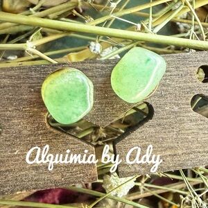 Aventurine pastel green stud earrings/gifts for mom